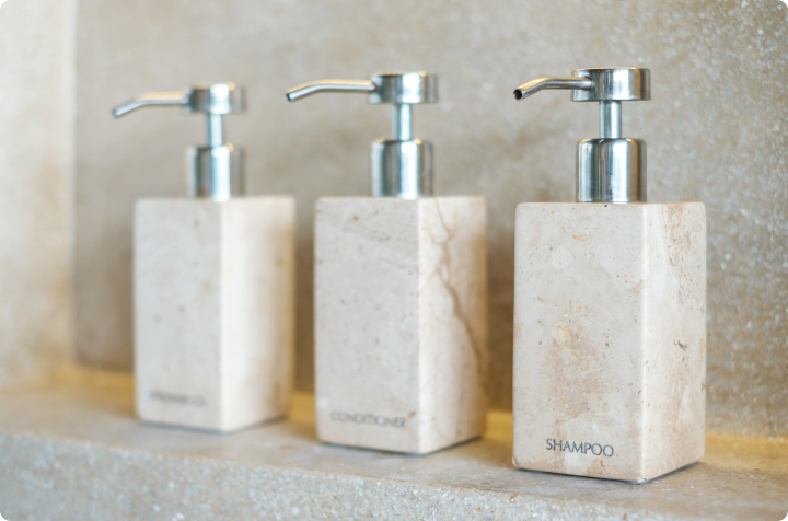 シャンプー、コンディショナー、ボディソープ